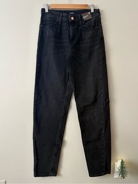 Black Straight-Leg Jeans